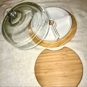 Covered wooden appetizer tray with dish set